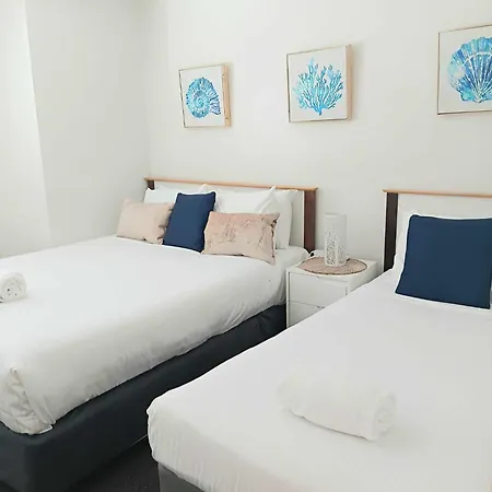 Grand Palais Boolarong Beachside Apartments Alexandra Headland Exterior photo