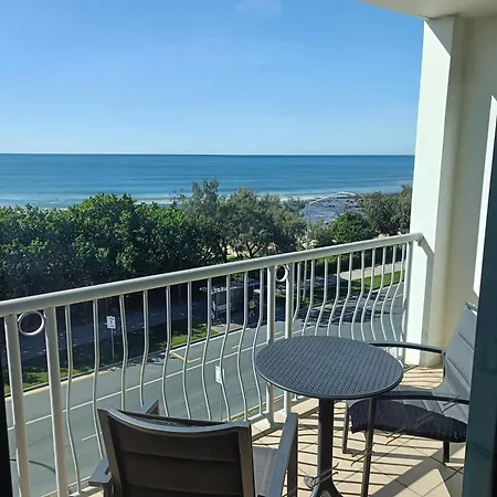 Grand Palais Boolarong Beachside Apartments Alexandra Headland Exterior photo