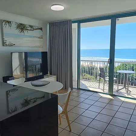 Grand Palais Boolarong Beachside Apartments Alexandra Headland Exterior photo