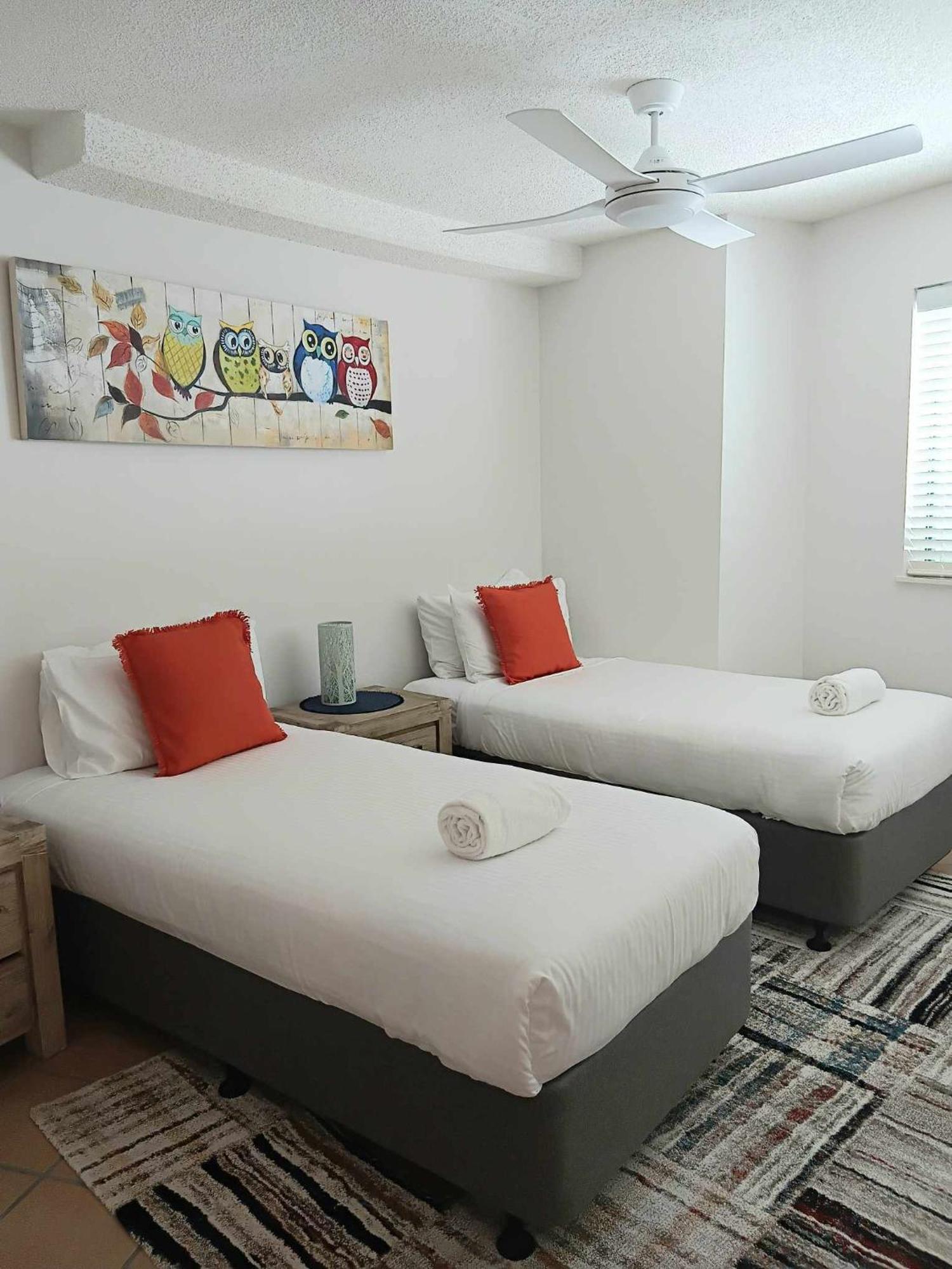 Grand Palais Boolarong Beachside Resort 4*