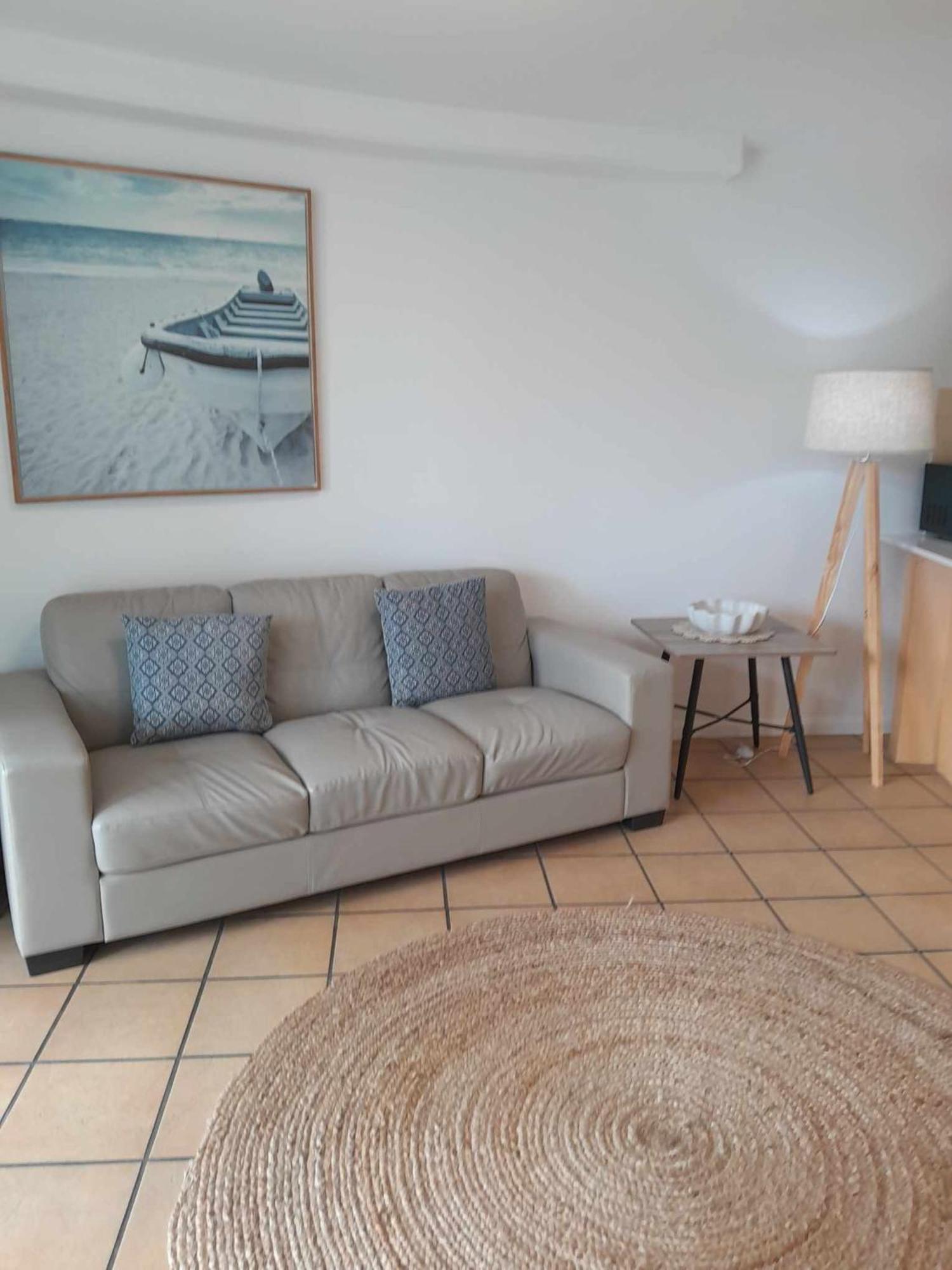 Grand Palais Boolarong Beachside Resort