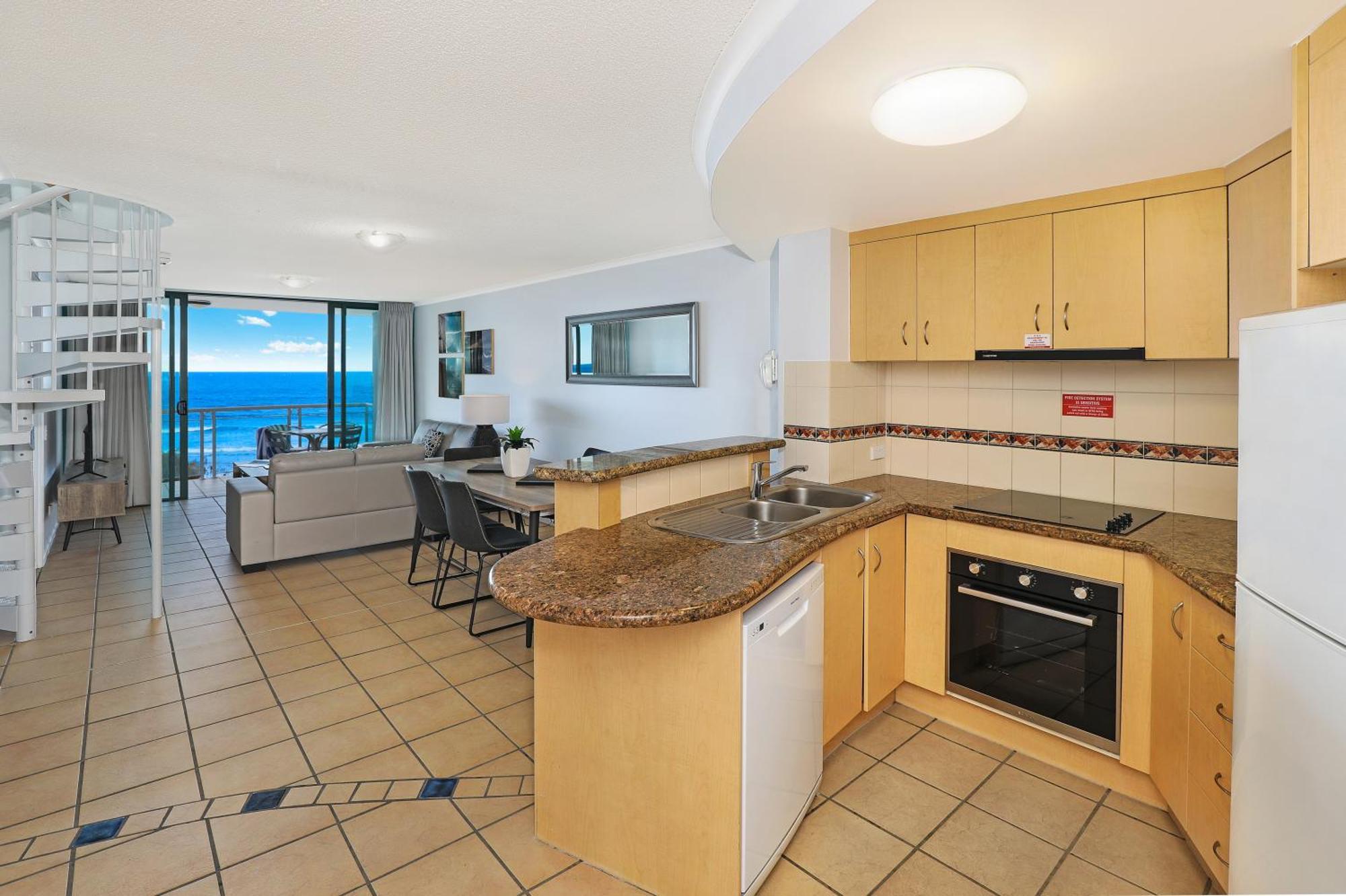 Grand Palais Boolarong Beachside 4* Alexandra Headland